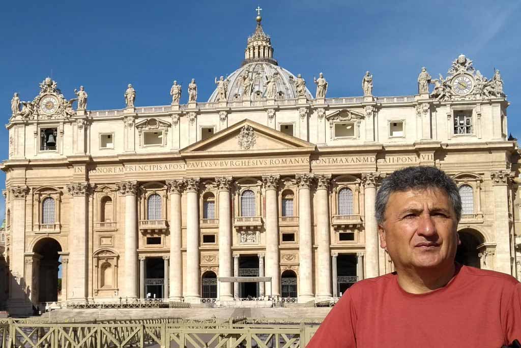 jorge mora vaticano-01 2